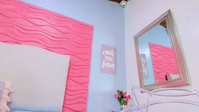 Snapshot of _Valeria_Brown chatting on January 2025 11:37:02 PM  Valeria Brown online show from January 2025 11:37:02 PM