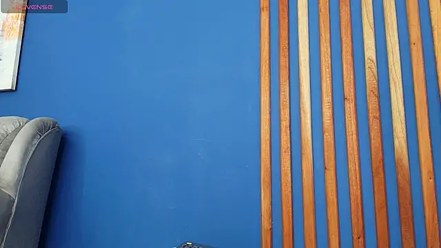 Snapshot of _Valeria_Brown chatting on January 2025 08:50:02 PM  Valeria Brown online show from January 2025 08:50:02 PM