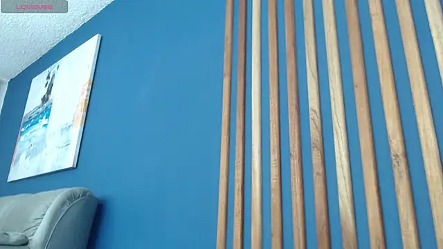 Snapshot of _Valeria_Brown chatting on February 2025 08:41:01 PM  Valeria Brown online show from February 2025 08:41:01 PM