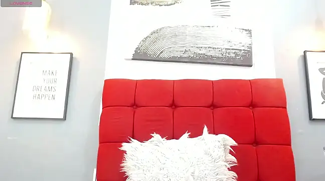 Snapshot of _Valeria_Brown chatting on March 2025 11:49:02 PM  Valeria Brown online show from March 2025 11:49:02 PM