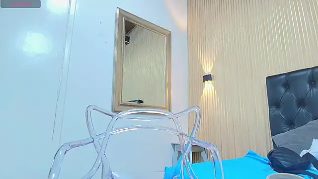 Snapshot of _Valeria_Brown chatting on September 2025 10:33:02 PM  Valeria Brown online show from September 2025 10:33:02 PM