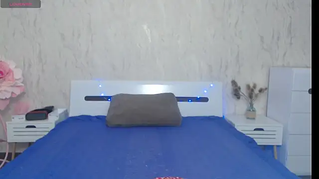 ZoeGrant online show from February 2025 08:42:02 PM