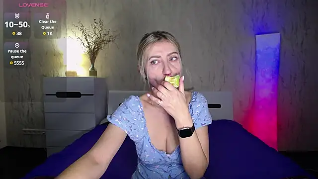 ZoeGrant online show from March 2025 01:34:02 AM