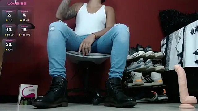 TomLover 12 online show from December 2024 10:49:01 AM