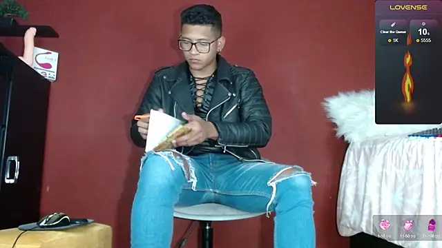 TomLover 12 online show from February 2025 11:41:01 PM