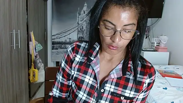 kateleyagrey online show from January 2025 12:12:01 AM