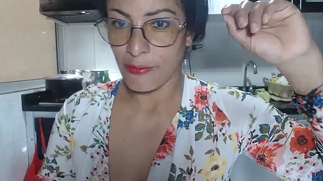 kateleyagrey online show from October 2025 07:23:02 PM