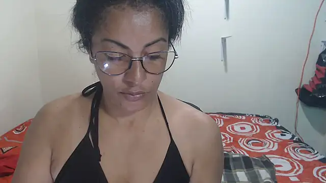 kateleyagrey online show from November 2025 06:29:01 PM