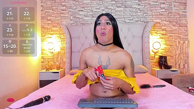 Lucia-sex online show from March 2025 08:11:01 PM