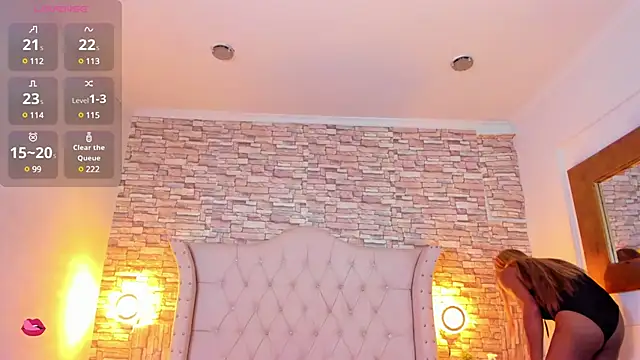 Lucia-sex online show from March 2025 08:09:01 PM