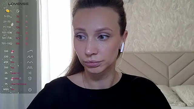 Snapshot of Alice_Wonders chatting on July 2026 08:50:01 AM Alice Wonders online show from July 2026 08:50:01 AM