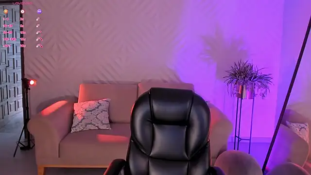 RoseFerrera online show from January 2025 08:30:01 PM