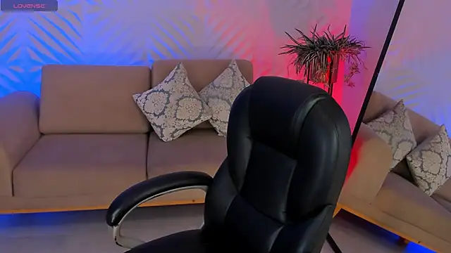 RoseFerrera online show from September 2025 08:09:01 PM