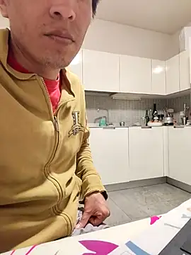 PepeCharlie27 online show from April 2026 07:41:01 PM