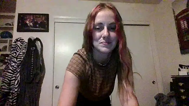 Snapshot of ClumsyLink chatting on September 2025 02:44:02 AM ClumsyLink online show from September 2025 02:44:02 AM