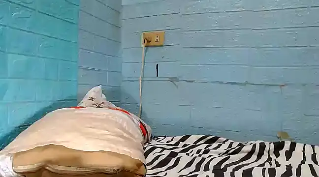 Snapshot of AsianNaughtiesMistress chatting on March 2025 05:25:02 PM AsianNaughtiesMistress online show from March 2025 05:25:02 PM