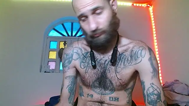 Tatted21xxx online show from September 2025 09:38:02 PM