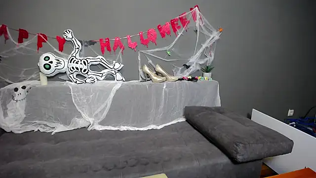 BlondyLeeBest online show from November 2025 08:11:01 PM