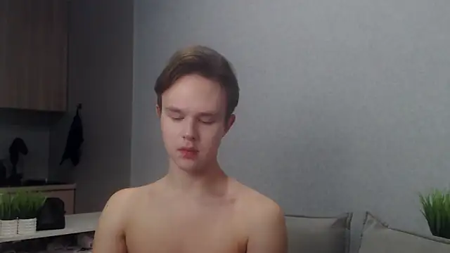 Snapshot of MartinMendez chatting on March 2026 10:34:02 AM MartinMendez online show from March 2026 10:34:02 AM