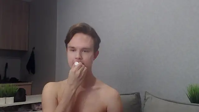 Snapshot of MartinMendez chatting on March 2026 11:40:01 AM MartinMendez online show from March 2026 11:40:01 AM