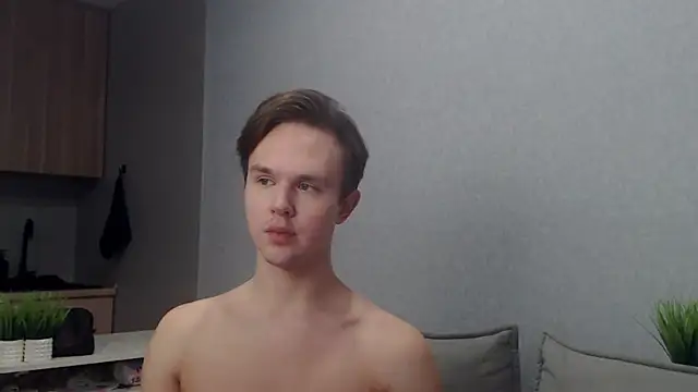 Snapshot of MartinMendez chatting on March 2026 05:50:02 PM MartinMendez online show from March 2026 05:50:02 PM