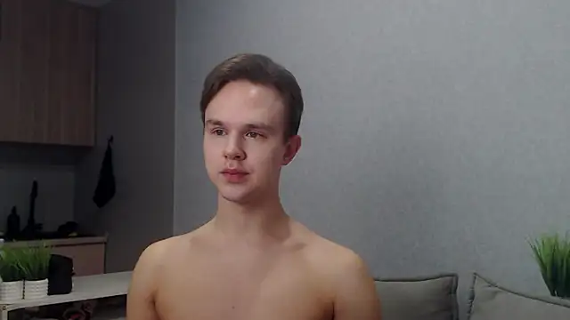 Snapshot of MartinMendez chatting on April 2026 10:02:02 AM MartinMendez online show from April 2026 10:02:02 AM