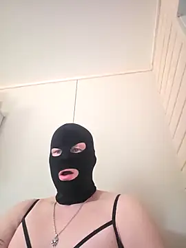 Papiercedbisex online show from April 2026 12:36:01 PM