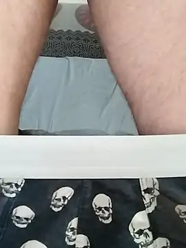 LoGaNfree88 online show from November 2025 07:54:01 AM