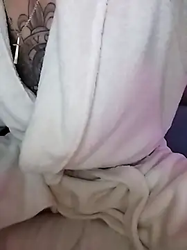 LoGaNfree88 online show from March 2026 01:33:02 AM