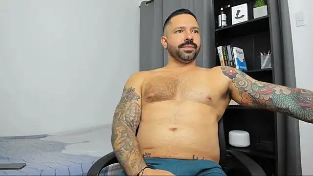 Pierre Vidal online show from March 2025 01:17:02 AM