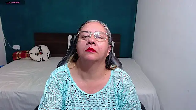 scaelettdubois online show from October 2025 01:59:01 AM