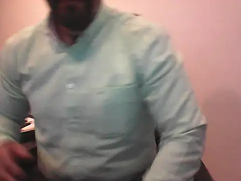 Kalel17073 online show from June 2026 06:05:02 PM