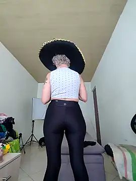 Snapshot of sexymarilyncolombia chatting on January 2025 01:04:01 PM sexymarilyncolombia online show from January 2025 01:04:01 PM