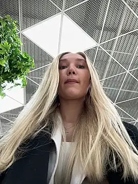 MariaTull online show from February 2025 01:08:02 PM