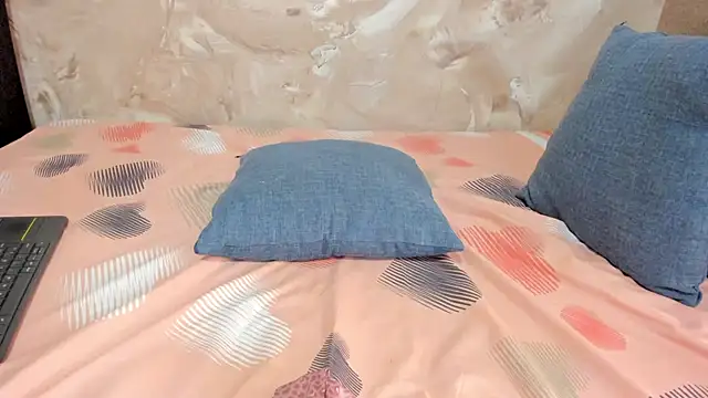 Snapshot of tiffanystonne chatting on February 2025 07:23:02 PM tiffanystonne online show from February 2025 07:23:02 PM