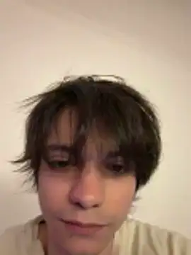 Snapshot of SasukeUhchiaa chatting on May 2026 06:46:01 PM SasukeUhchiaa online show from May 2026 06:46:01 PM