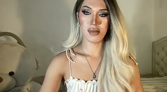 Ts glamxxxx online show from February 2025 06:55:01 AM