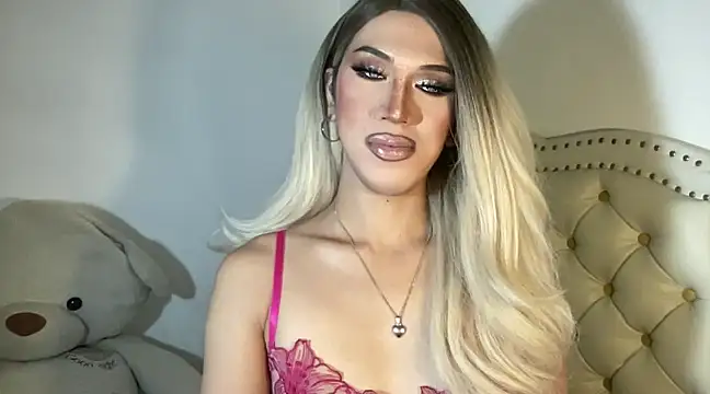 Ts glamxxxx online show from February 2025 05:53:02 AM