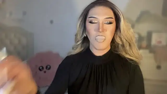 Ts glamxxxx online show from October 2025 12:55:01 AM