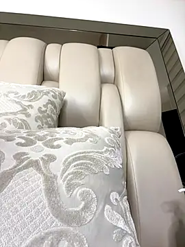 ALISSON FOXXX1 online show from December 2025 11:32:01 PM