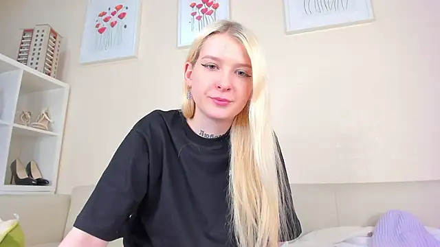 rosa mariposa  online show from February 2025 10:58:02 AM