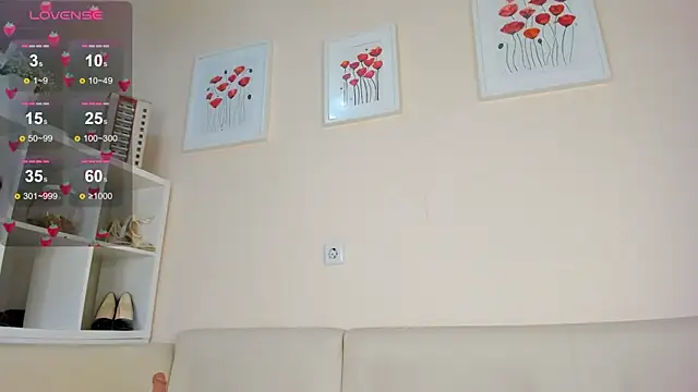 rosa mariposa  online show from March 2025 09:53:02 PM