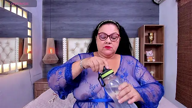 mommy cute online show from March 2026 09:21:02 PM