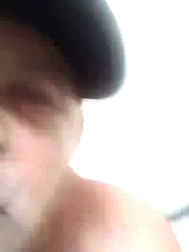 Snapshot of Peludo173317 chatting on December 2024 01:32:02 PM Peludo173317 online show from December 2024 01:32:02 PM