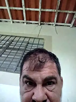 Snapshot of Peludo173317 chatting on April 2026 06:39:01 PM Peludo173317 online show from April 2026 06:39:01 PM