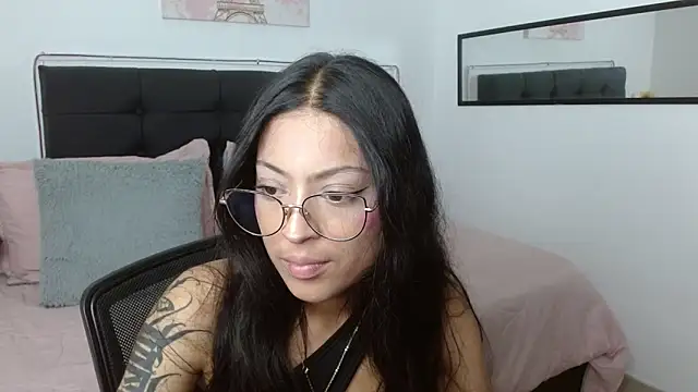 Snapshot of vaness_weet chatting on March 2026 10:14:01 PM vaness weet online show from March 2026 10:14:01 PM