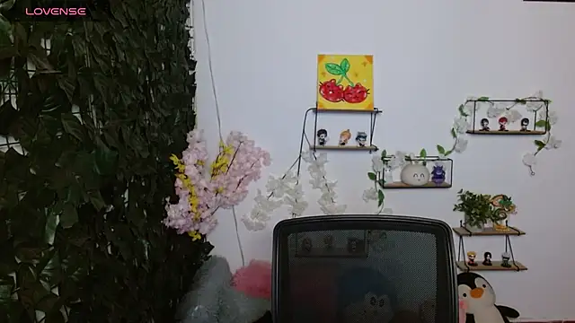 Snapshot of vaness_weet chatting on April 2026 07:53:01 PM vaness weet online show from April 2026 07:53:01 PM