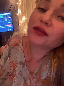 Lady  Maria online show from January 2025 08:04:02 PM