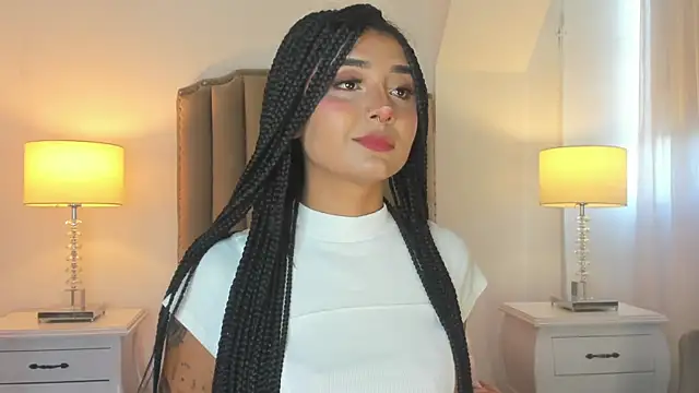 Emma Torres   online show from April 2026 12:25:01 PM