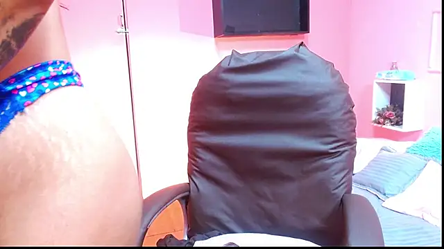 Desipleasure online show from March 2025 11:21:02 PM